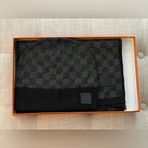 Louis Vuitton two piece beanie and black checkered scarf set. NWT OS